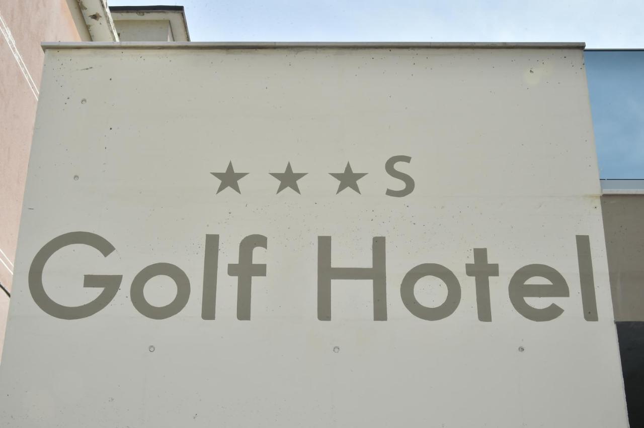 高尔夫酒店 比比翁 外观 照片